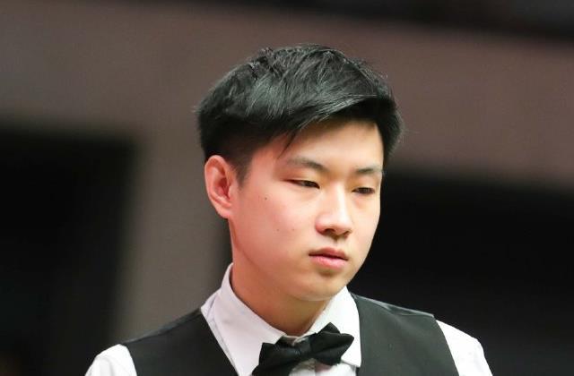 持年轻球员 持年轻球员