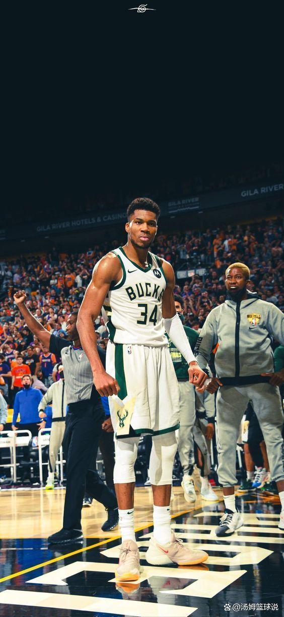 后腰与门将 后腰与门将