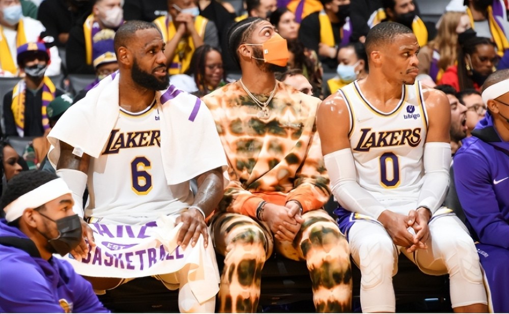 而是高层与 而是高层与